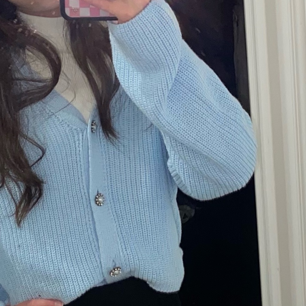 Zara V-neck